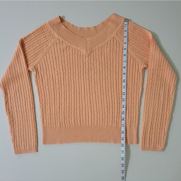 Talbots Peach V-neck Long Sleeve Cable Stitch Pullover Sweater - Picture 4 of 12